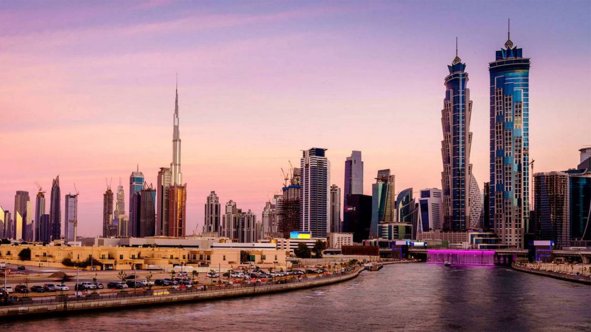 How many companies are there in Business Bay Dubai?